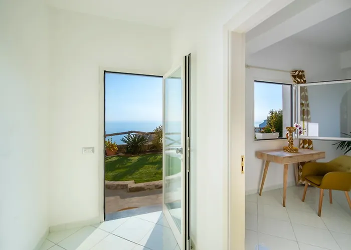 Aria Di Mare,near Elevator, Few Steps, Parking, Garden Positano