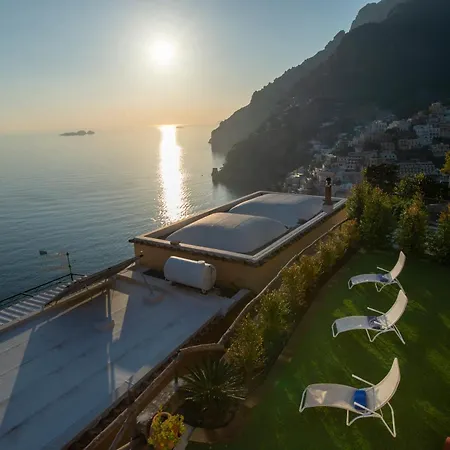 Aria Di Mare,near Elevator, Few Steps, Parking, Garden Apartmán